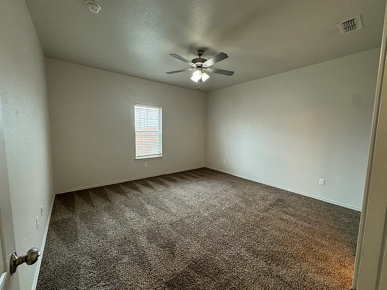11824 Evanston Ave — Photo 25