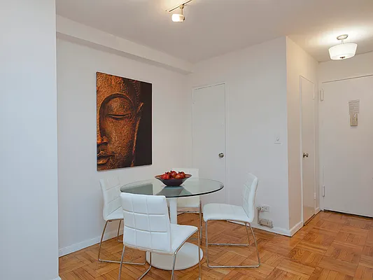 Sold by Sotheby's International Realty | media 19