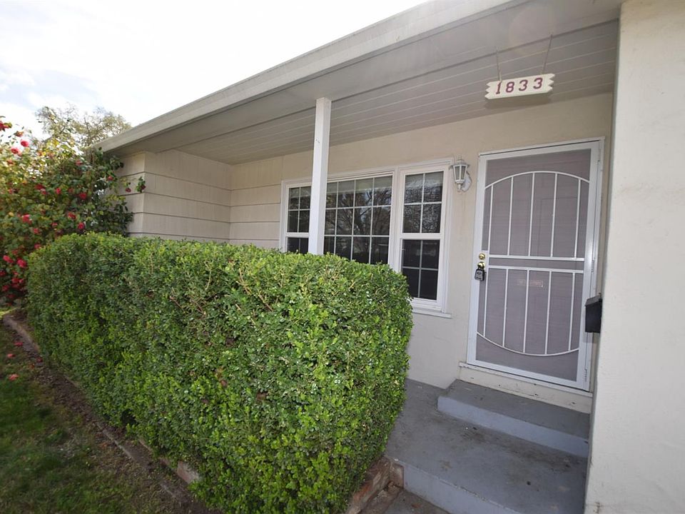 1st image of 1833 Laurel Ln
