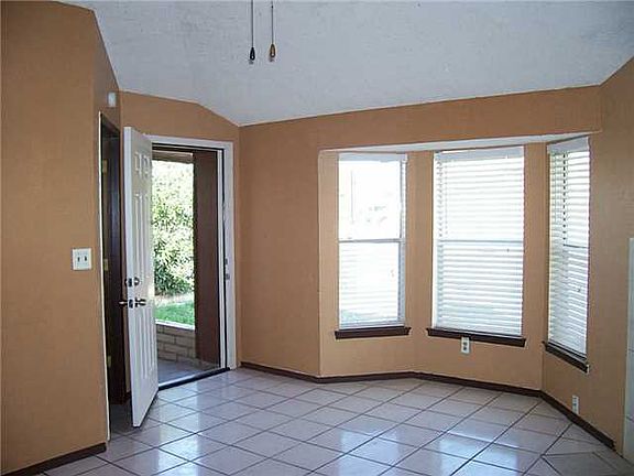 4th image of 11334 Lake Loy Dr