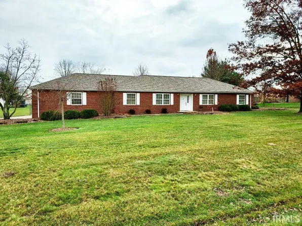 5140 W Oak Ridge Dr, Jasper, IN 47546