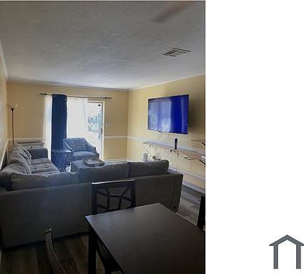 1st image of 2325 W Pensacola St APT 107