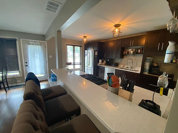 5th image of 8941 Austin Ave