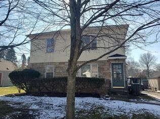 2424 Triplett Blvd, Akron, OH 44312