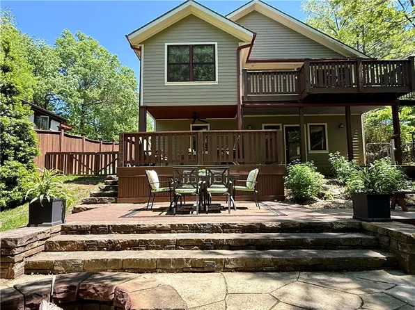 803 N Highland Ave, Fayetteville, AR 72701