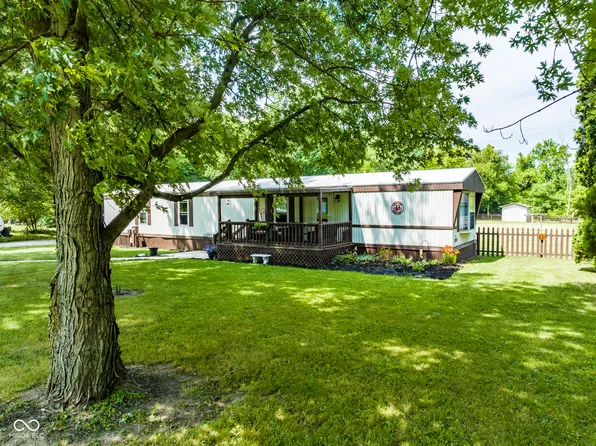 9191 S Tomahawk Trl, Markleville, IN 46056