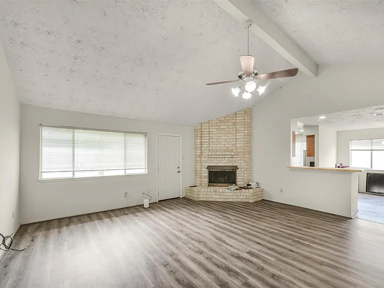 16323 Summer Dawn Ln — Photo 5