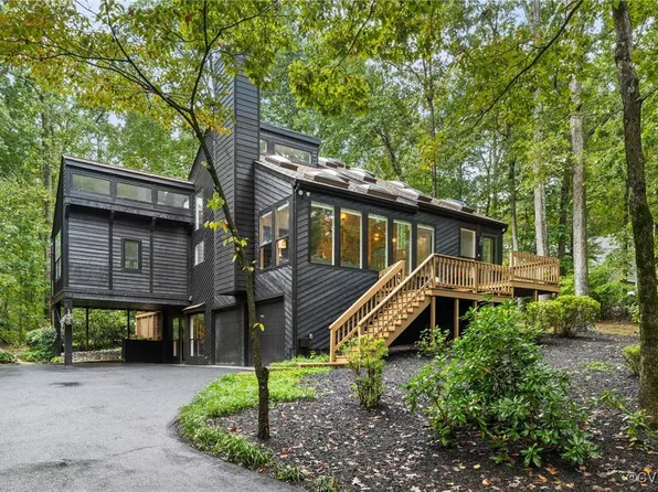 8309 Poplar Hollow Trl, North Chesterfield, VA 23235