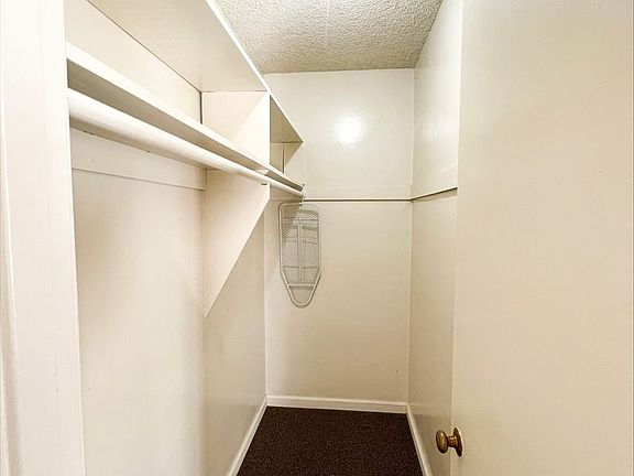 4th image of 1720 N St APT 33