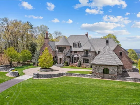 225 Deercliff Road, Avon, CT 06001