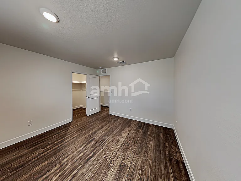 2021 Reaves Way — Photo 30
