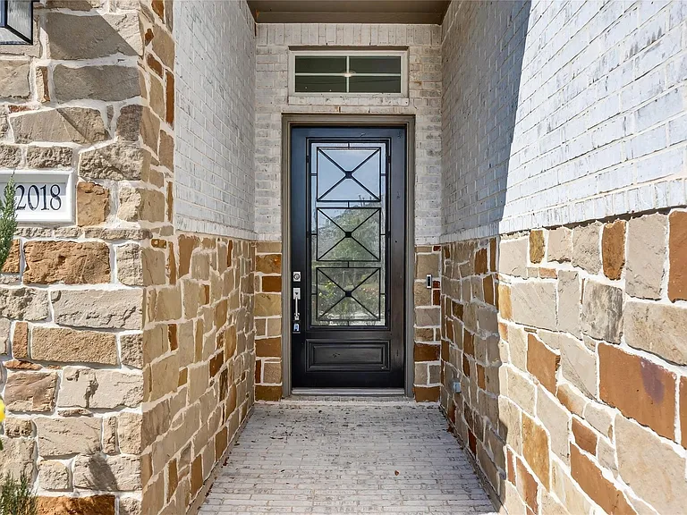 32018 Crested Knoll Ct — Photo 4