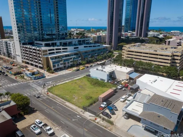 586 South St, Honolulu, HI 96813