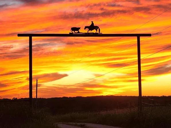 896 E Dade 42, Dadeville, MO 65635