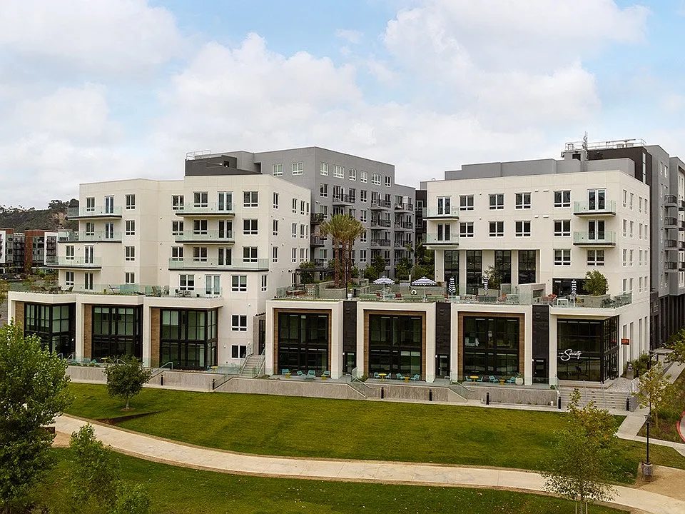 Building Photo 2