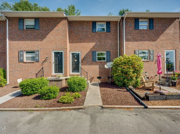 201 Ron Royce Dr #8, Elizabethton, TN 37643