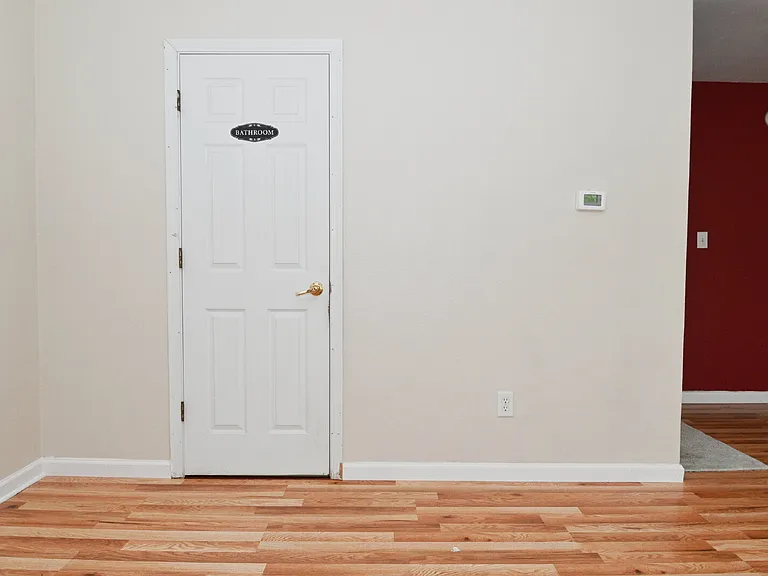 1043 Rentham Ln — Photo 33