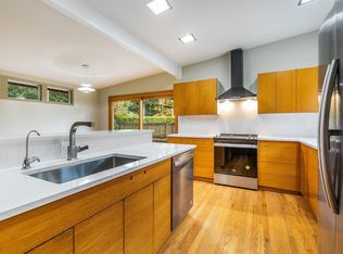 16818 SE 2nd Pl, Bellevue, WA 98008