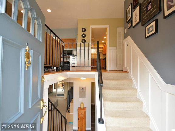 2nd image of 3087 Peachtree Ct