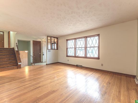 4th image of 1705 Gregg Rd