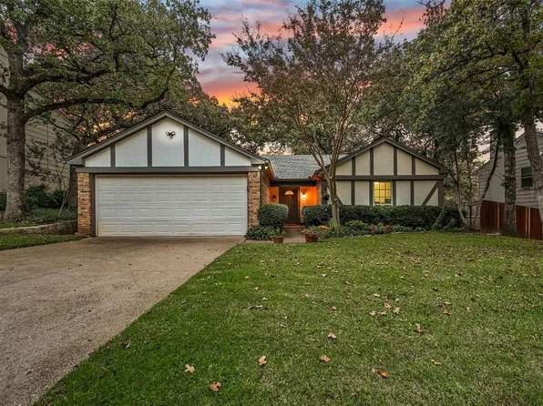 415 Knoll Wood Ct, Euless, TX 76039