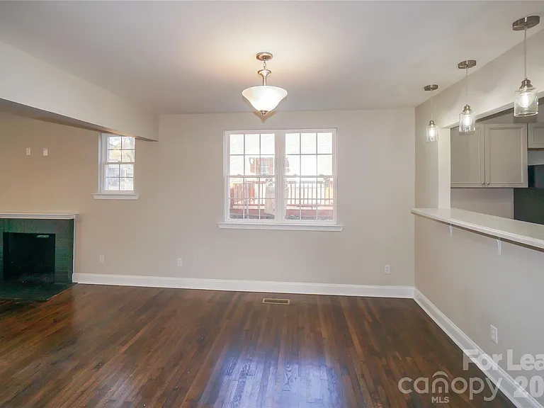 2143 Camp Greene St — Photo 8