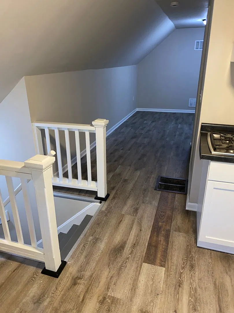 6734 14th Ave (LB) — Photo 3