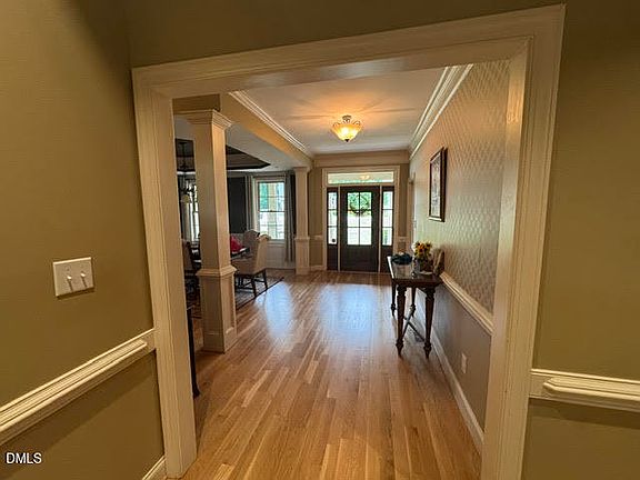 5th image of 113 Linden Ct