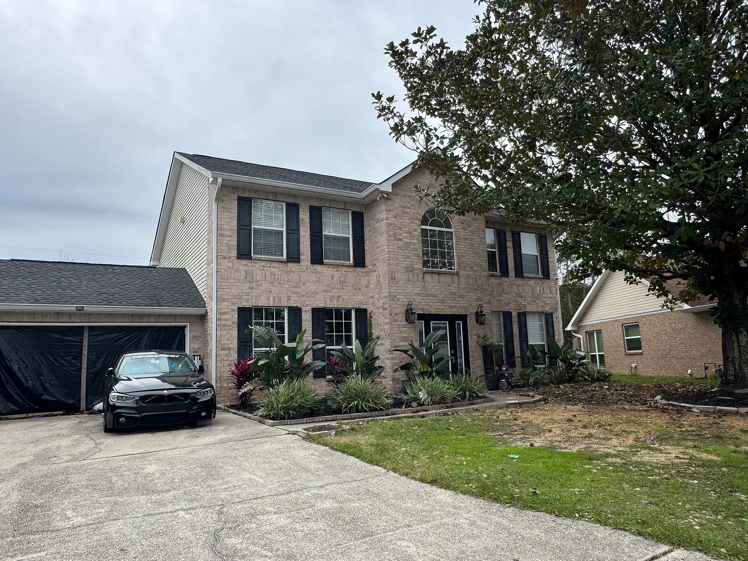 4 bed, 2808 sqft, $3,500 — Photo 2