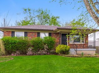 3402 Pineland Dr, Louisville, KY 40219