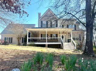 150 Dublin Dr, Calhoun, GA 30701