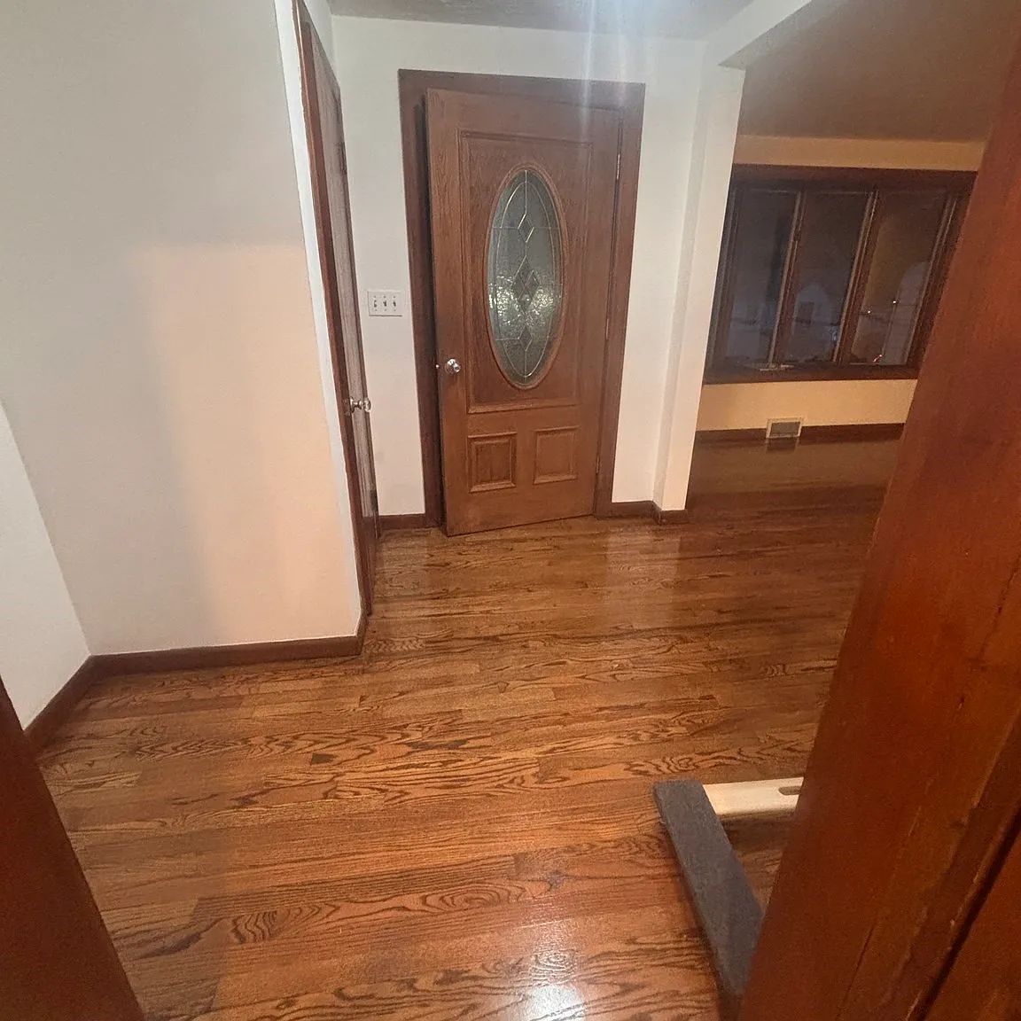 4 bed, 1.0 bath, 2534 sqft, $3,500 — Photo 3