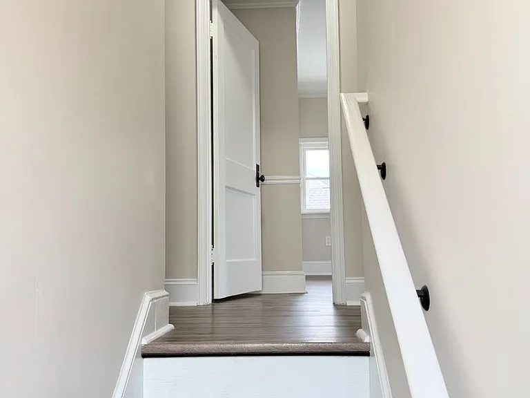 428 Madison Ave — Photo 17