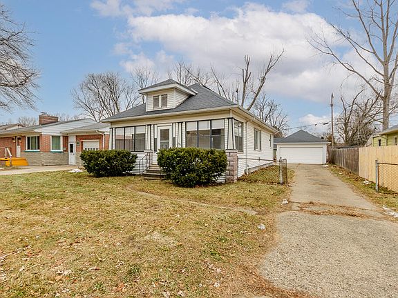 5th image of 986 N Prospect Rd
