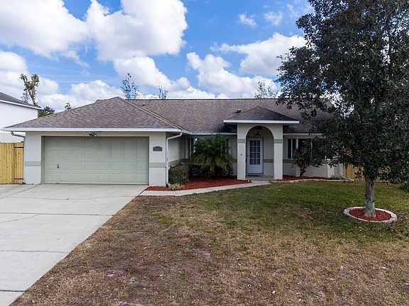 3rd image of 3034 Hunkin Cir