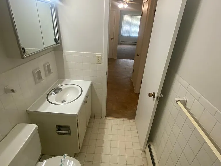928 E St — Photo 14