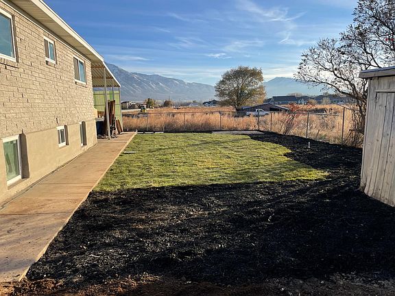 3rd image of 7452 Bradford Ln