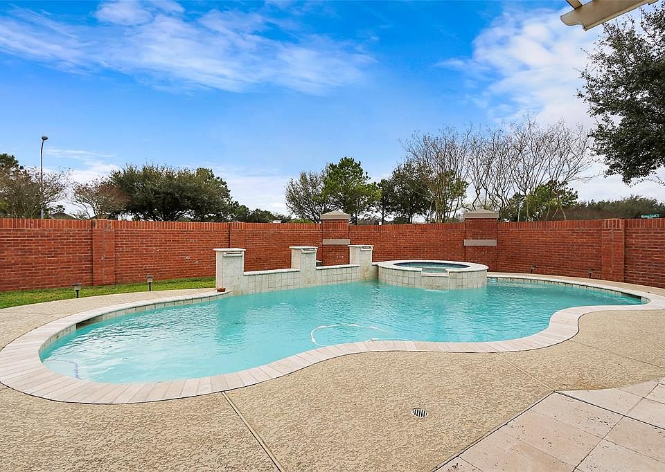 1st image of 11916 Shady Sands Pl