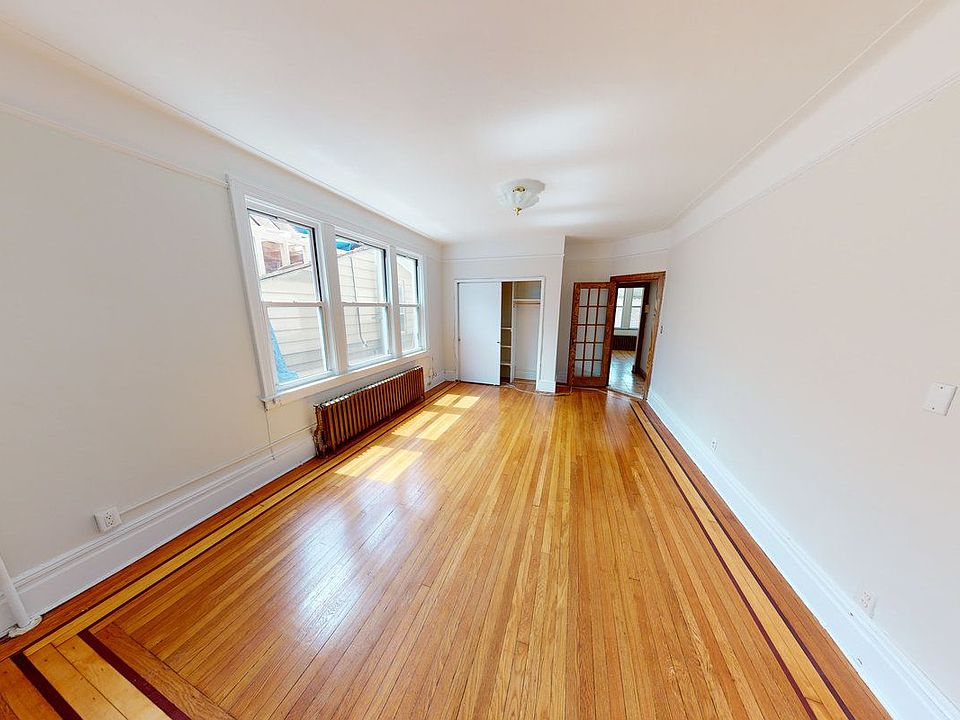 1st image of 4204 Ditmars Blvd #2