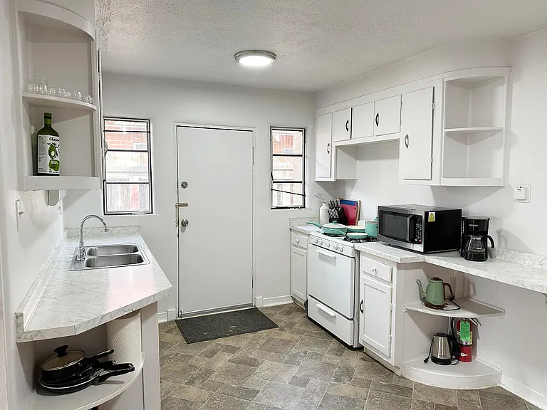 1718 Silver Ave SE #1 — Photo 8