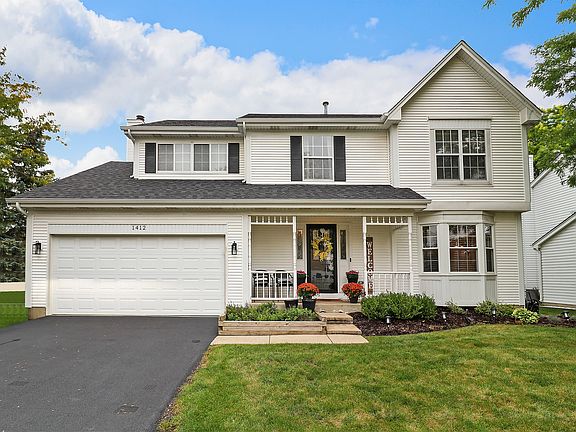 2nd image of 1412 Edington Ln