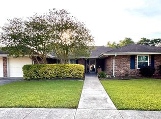 1304 Walnut Dr, Morgan City, LA 70380