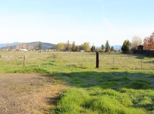 3825 Avenue H #A & B, White City, OR