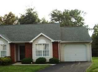 6979 Black Walnut Ct, Roanoke, VA 24019