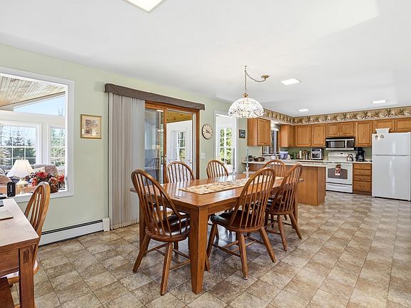 2nd image of 150 Stoney Brook Road