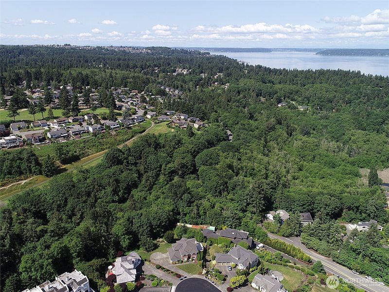 3rd image of 3911 SW Dash Point Rd