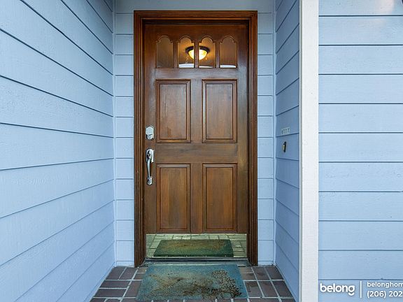 4th image of 4030 186th St SW