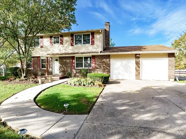 5765 Lynne Clara Dr, Milford, OH 45150