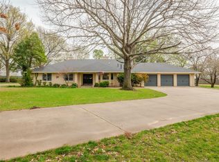 29 Saint Andrews Cres, Broken Arrow, OK 74011