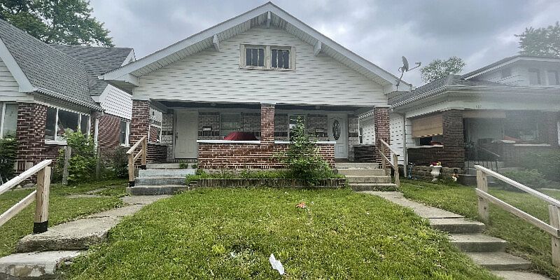 1st image of 909 N Linwood Ave #911